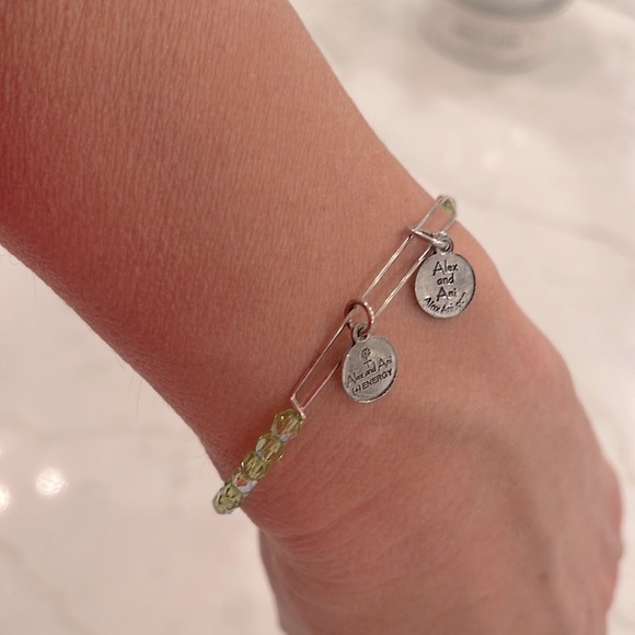 NWOT Alex and Ani Positive Energy Bangle Bracelet - Picture 3 of 3